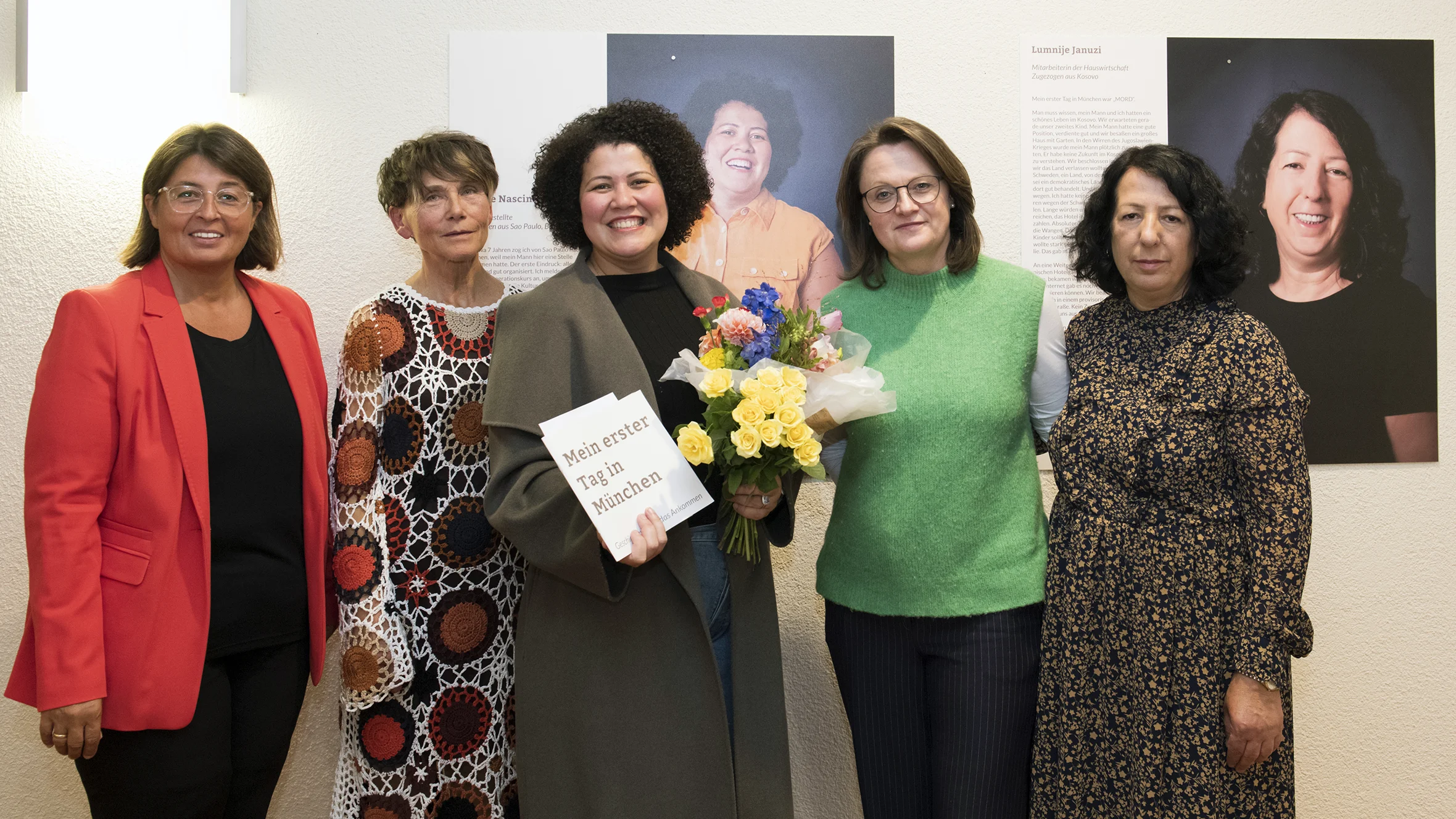 Gruppenbild der Initiatoren und Umsetzer*innen der Ausstellung